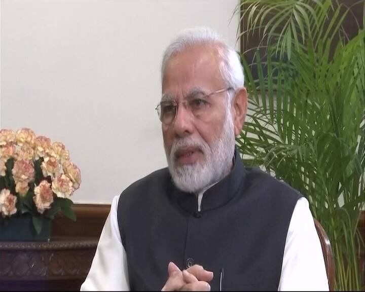 PM Narendra Modi Interview Live Updates and Prime Minister Narendra Modi's Special Interview on all issues of the country in the beginning of 2019 #ModionABP सर्जिकल स्ट्राइक की LIVE जानकारी मुझे दी जा रही थी-पीएम मोदी