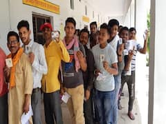 लोकसभा चुनाव 2019: चौथे चरण में यूपी में शाम पांच बजे तक हुआ 53 प्रतिशत मतदान