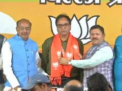 लोकसभा चुनाव LIVE: AAP को झटका, दिल्ली के गांधीनगर से विधायक अनिल बाजपेयी BJP में हुए शामिल 