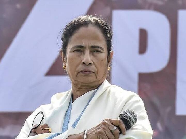 Live Updates on Political activities Mamata Banerjee on PM Modi oath taking ceremony LIVE: अरुण जेटली के घर पहुंचे प्रधानमंत्री नरेंद्र मोदी