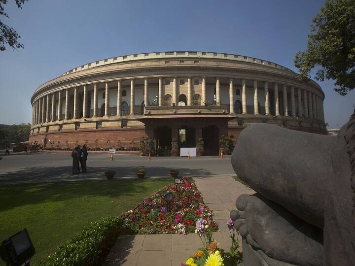 No such request by PM narendra modi to Us president, says EAM S Jaishankar in rajyasabha ट्रंप के बयान को लेकर राहुल का मोदी पर हमला, कहा- पीएम देश को बताएं बैठक में क्या बात हुई