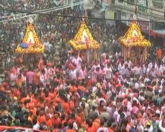 અમદાવાદ રથયાત્રા LIVE: ભગવાન જગન્નાથ નીજ મંદિર પહોંચ્યા, મંદિરે ભક્તોનું ઉમટ્યું ઘોડાપૂર