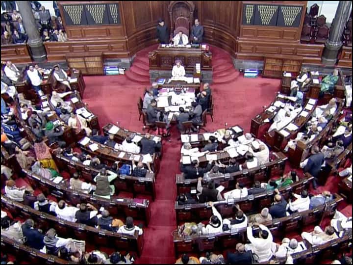 विपक्ष के विरोध के बीच राज्यसभा से भी पास हुआ नागरिकता संशोधन बिल, पक्ष में 125 और विपक्ष में 105 वोट पड़े LIVE UPDATES: Citizenship Ammendment Bill 2019 passed from rajya sabha, Sonia gandhi reaction विपक्ष के विरोध के बीच राज्यसभा से भी पास हुआ नागरिकता संशोधन बिल, पक्ष में 125 और विपक्ष में 105 वोट पड़े