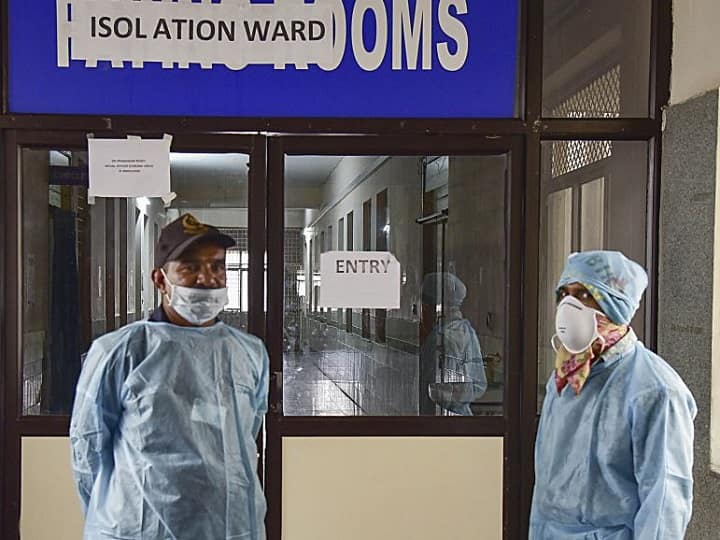 Coronavirus Live Updates: हिंदुस्तान में पड़े कातिल 'कोरोना' के कदम, यूपी के 34 संदिग्धों के सैंपल जांच को भेजे गए Live Updates on Coronavirus in India: India restricts exports of 26 pharma formulations and drugs Coronavirus Live Updates: हिंदुस्तान में पड़े कातिल 'कोरोना' के कदम, यूपी के 34 संदिग्धों के सैंपल जांच को भेजे गए