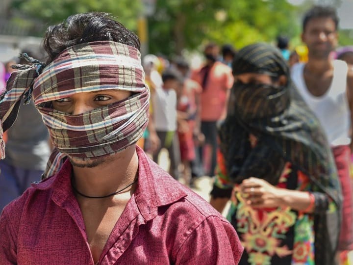 LIVE UPDATES: করোনায় দেশে বাড়ল মৃত্যু, মৃতের সংখ্যা ১,০৭৪ Covid-19 India Live Updates- 21 Corona cases in Bengal, Mamta Banerjee, PM Modi LIVE UPDATES: করোনায় দেশে বাড়ল মৃত্যু, মৃতের সংখ্যা ১,০৭৪