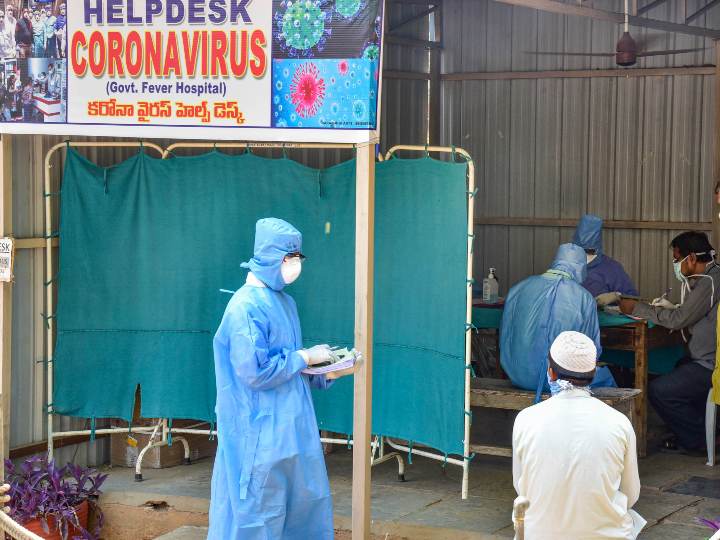 Coronavirus Live Updates: SC asks Centre to issue directions to approved  labs for conducting COVID 19 tests free of cost | Coronavirus Live Updates:  दिल्ली में संक्रमण के मामलों की संख्या बढ़कर 669 हुई