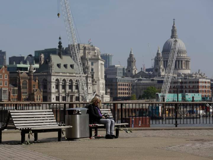 Coronavirus Live Updates: ब्रिटेन और न्यूयॉर्क में लॉकडाउन की अवधि बढ़ाई गई Coronavirus Live Updates: Rahul Gandhi says Lockdown is in no way a solution to the COVID 19 Coronavirus Live Updates: ब्रिटेन और न्यूयॉर्क में लॉकडाउन की अवधि बढ़ाई गई