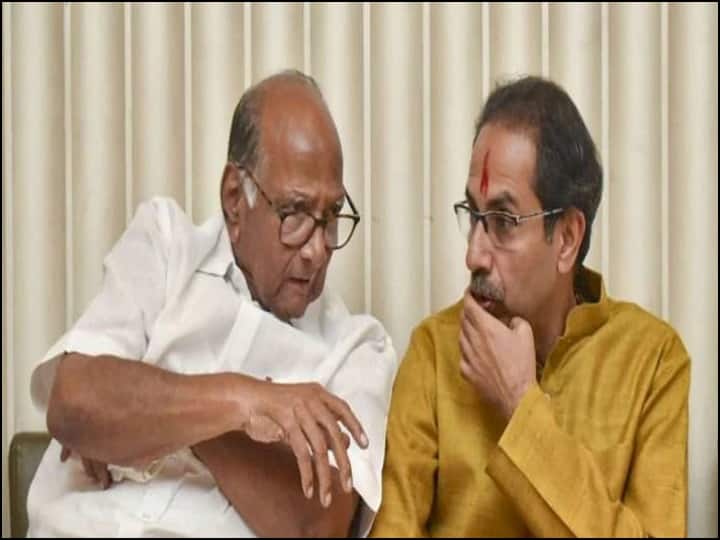 LIVE Updates Sharad Pawar reaches CM Uddhav Thackeray house to talk on Kangana Ranaut issue कंगना विवाद पर उद्धव ठाकरे संग एनसीपी प्रमुख शरद पवार ने की बैठक, बीएमसी की कार्रवाई से हैं नाखुश