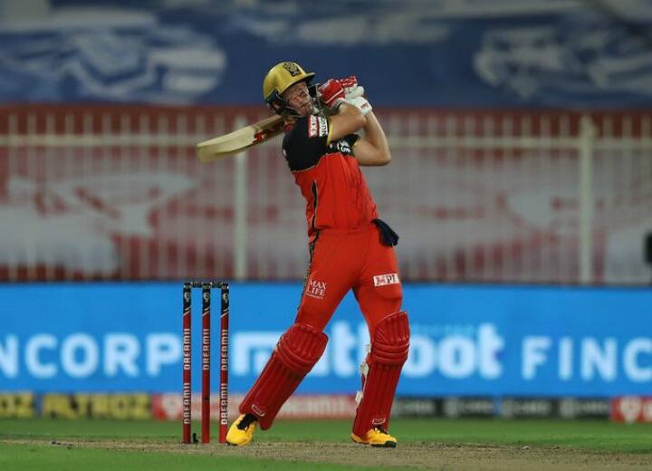 RCB vs KKR IPL 2020: रॉयल चैलेंजर्स बैंगलोर ने कोलकाता को 82 रनों से हराया, डिविलियर्स ने खेली 73 रनों की तूफानी पारी RCB vs KKR IPL 2020 Live Updates Royal Challengers Bangalore and Kolkata Knight Riders to clash in Sharjah, toss will be at 7 pm RCB vs KKR IPL 2020: रॉयल चैलेंजर्स बैंगलोर ने कोलकाता को 82 रनों से हराया, डिविलियर्स ने खेली 73 रनों की तूफानी पारी