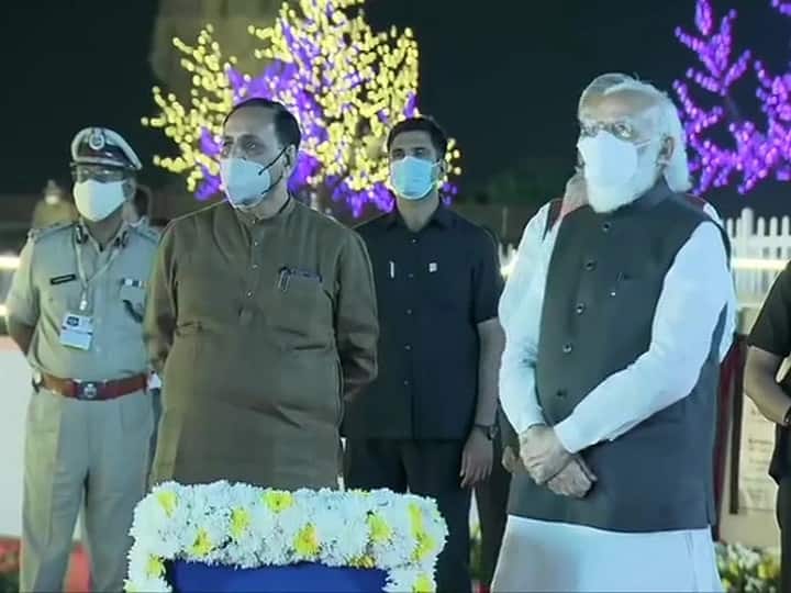 PM મોદીએ સ્ટેચ્યૂ ઓફ યુનિટીની વેબસાઈટ અને કેવડિયા મોબાઈલ એપનું કર્યું લોકાર્પણ PM Modi inaugurates statue of unity website and Kevadia mobile app lunched PM મોદીએ સ્ટેચ્યૂ ઓફ યુનિટીની વેબસાઈટ અને કેવડિયા મોબાઈલ એપનું કર્યું લોકાર્પણ