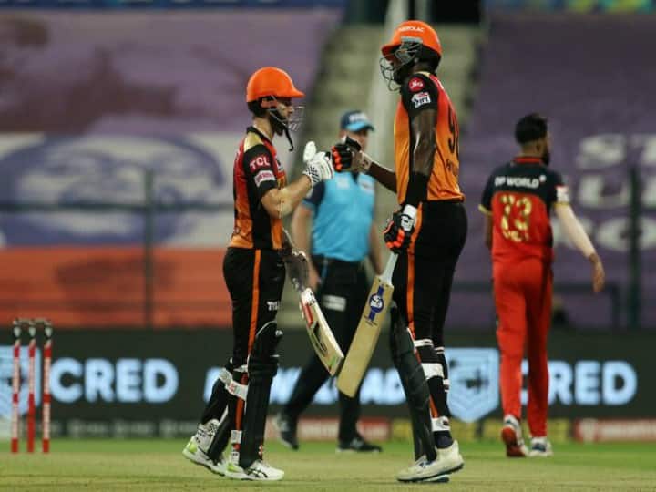 SRH vs RCB IPL 2020: हैदराबाद ने बैंगलोर को 6 विकेट से हराया, केन विलियमसन ने जड़ा अर्धशतक SRH vs RCB IPL 2020 Live Updates: Hyderabad and Bangalore clash to reach Qualifier 2, will be toss at 7 pm SRH vs RCB IPL 2020: हैदराबाद ने बैंगलोर को 6 विकेट से हराया, केन विलियमसन ने जड़ा अर्धशतक