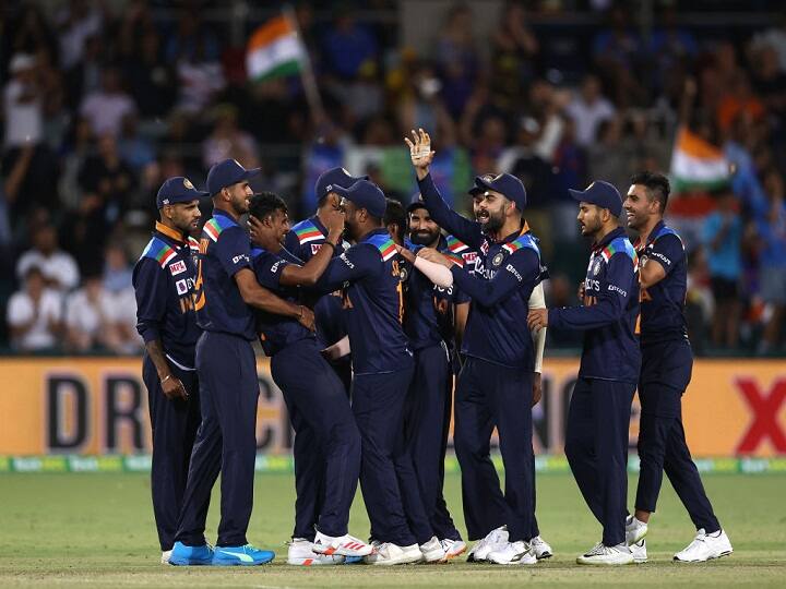 India vs Australia 1st T20: भारत ने पहले टी-20 में ऑस्ट्रेलिया को दी 11 रनों से मात, चहल-जडेजा रहे जीत के हीरो India vs Australia T20 LIVE Updates Ind vs Aus 1st T20 Match LIVE Score Updates Aussies won toss India vs Australia 1st T20: भारत ने पहले टी-20 में ऑस्ट्रेलिया को दी 11 रनों से मात, चहल-जडेजा रहे जीत के हीरो