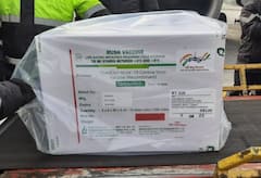 Corona Vaccine Live Updates: दिल्ली पहुंची 'कोविशिल्ड' वैक्सीन की पहली खेप, राजीव गांधी अस्पताल में होगा स्टोरेज