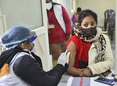 Corona Vaccine Live Updates: कल से देशभर में लगनी शुरू होगी कोरोना वैक्सीन, टीकाकरण कार्यक्रम को लॉन्च करेंगे पीएम मोदी