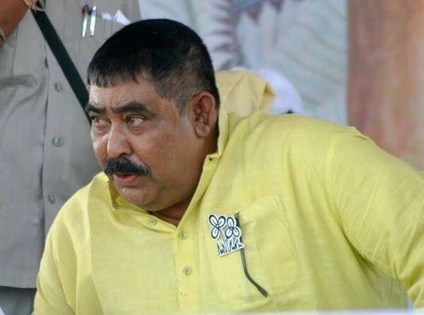 West Bengal Elections Live Updates: রামের দেশ ভারতে তেলের দাম ৯১ টাকা, অথচ রাবণের দেশ শ্রীলঙ্কায় ৫১ টাকা, কটাক্ষ অনুব্রত মণ্ডলের West Bengal Elections Live Updates: Posters against ex tmc MLA dipak haldar in diamond harbour West Bengal Elections Live Updates: রামের দেশ ভারতে তেলের দাম ৯১ টাকা, অথচ রাবণের দেশ শ্রীলঙ্কায় ৫১ টাকা, কটাক্ষ অনুব্রত মণ্ডলের