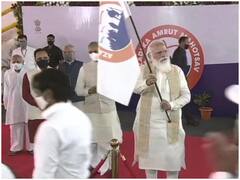 Dandi March Anniversary: पीएम मोदी ने साबरमती आश्रम से सांकेतिक दांडी यात्रा को दिखाई हरी झंडी, कहा- यह ऐतिहासिक पल
